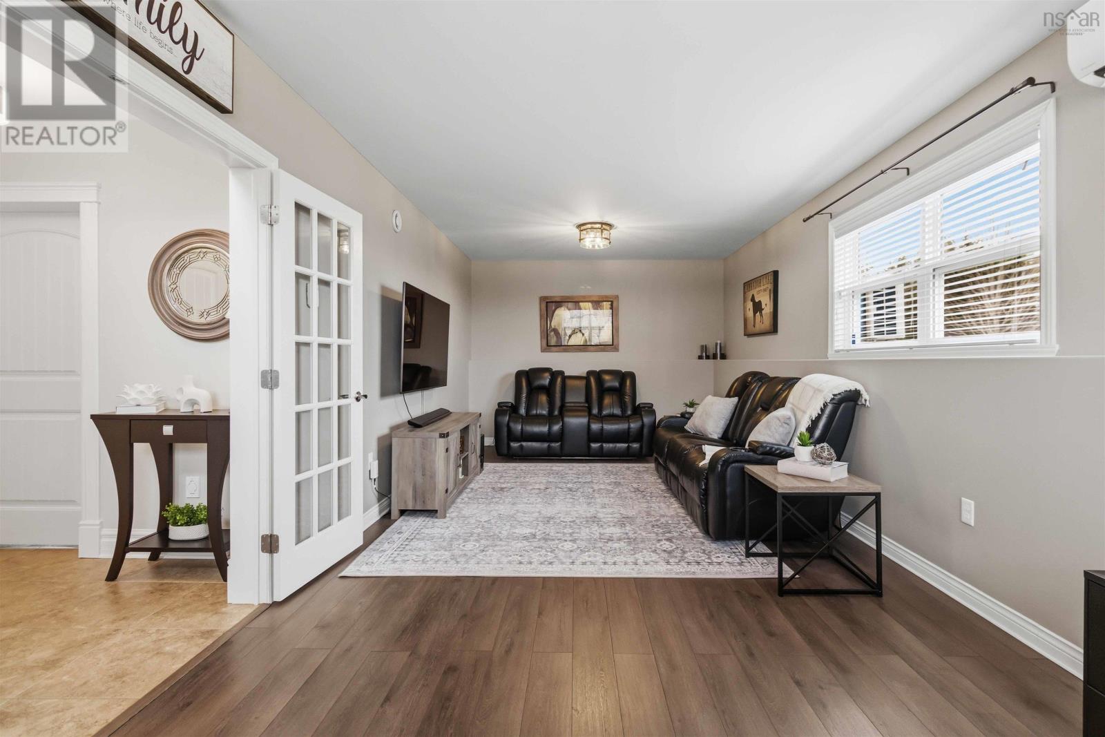 Property 25 of 50 of 1160 Westwood Boulevard