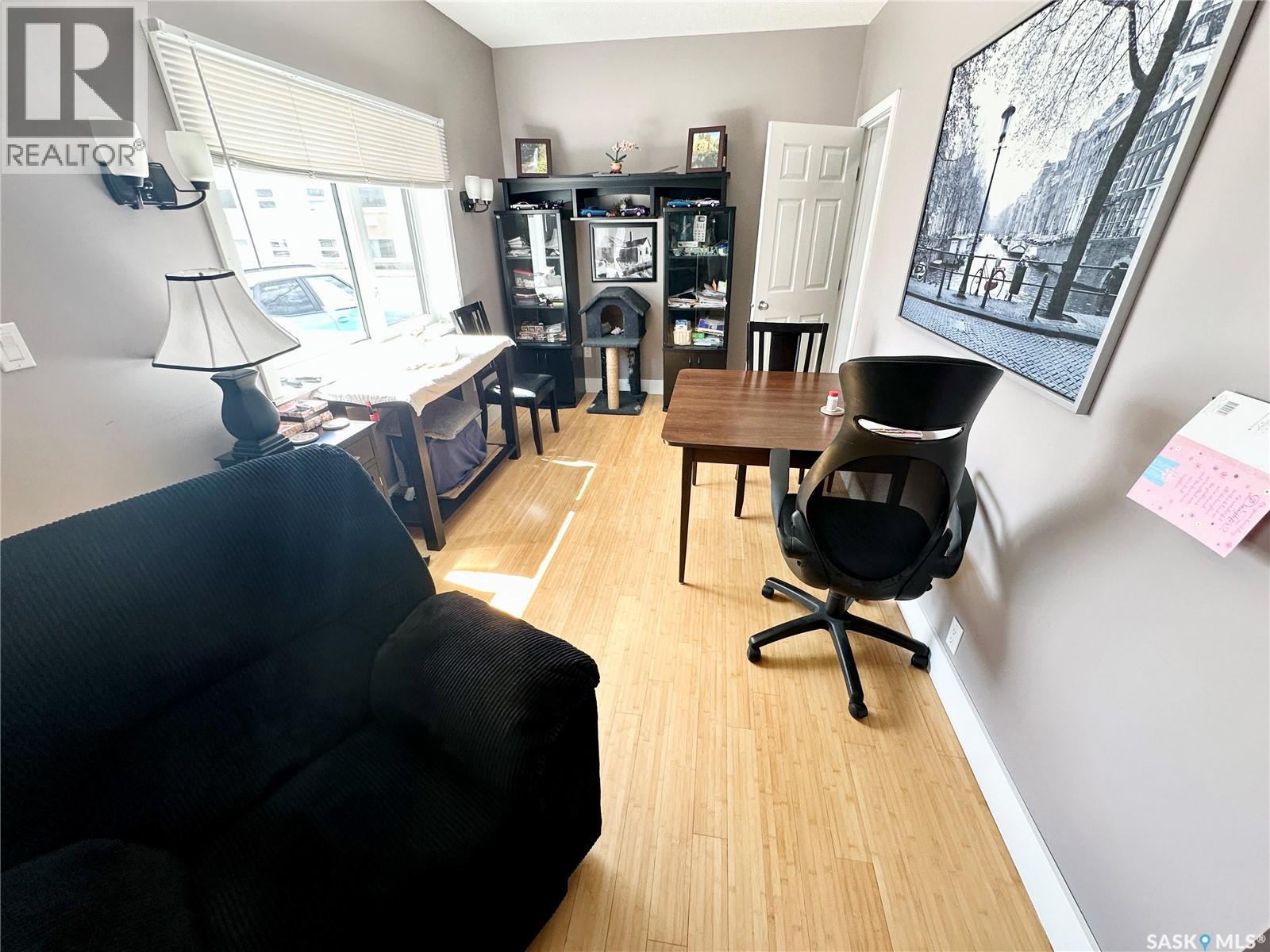 212 Foster STREET - 11