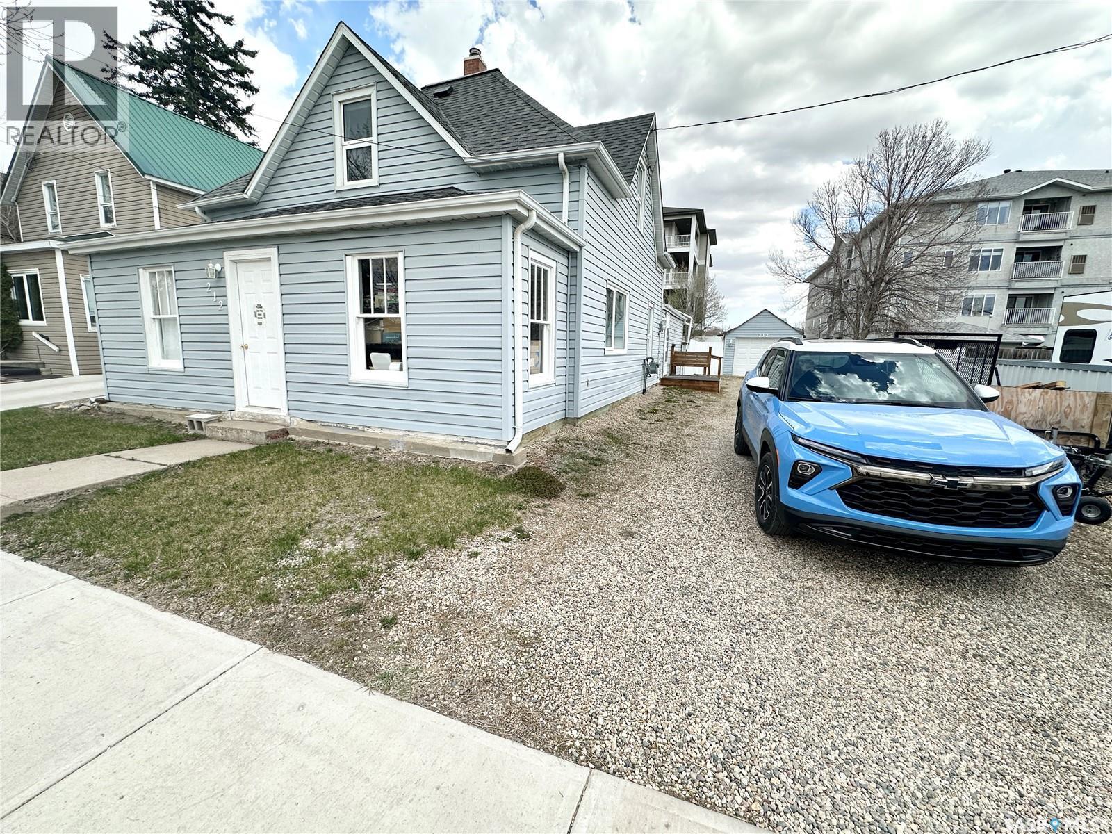 212 Foster STREET - 2