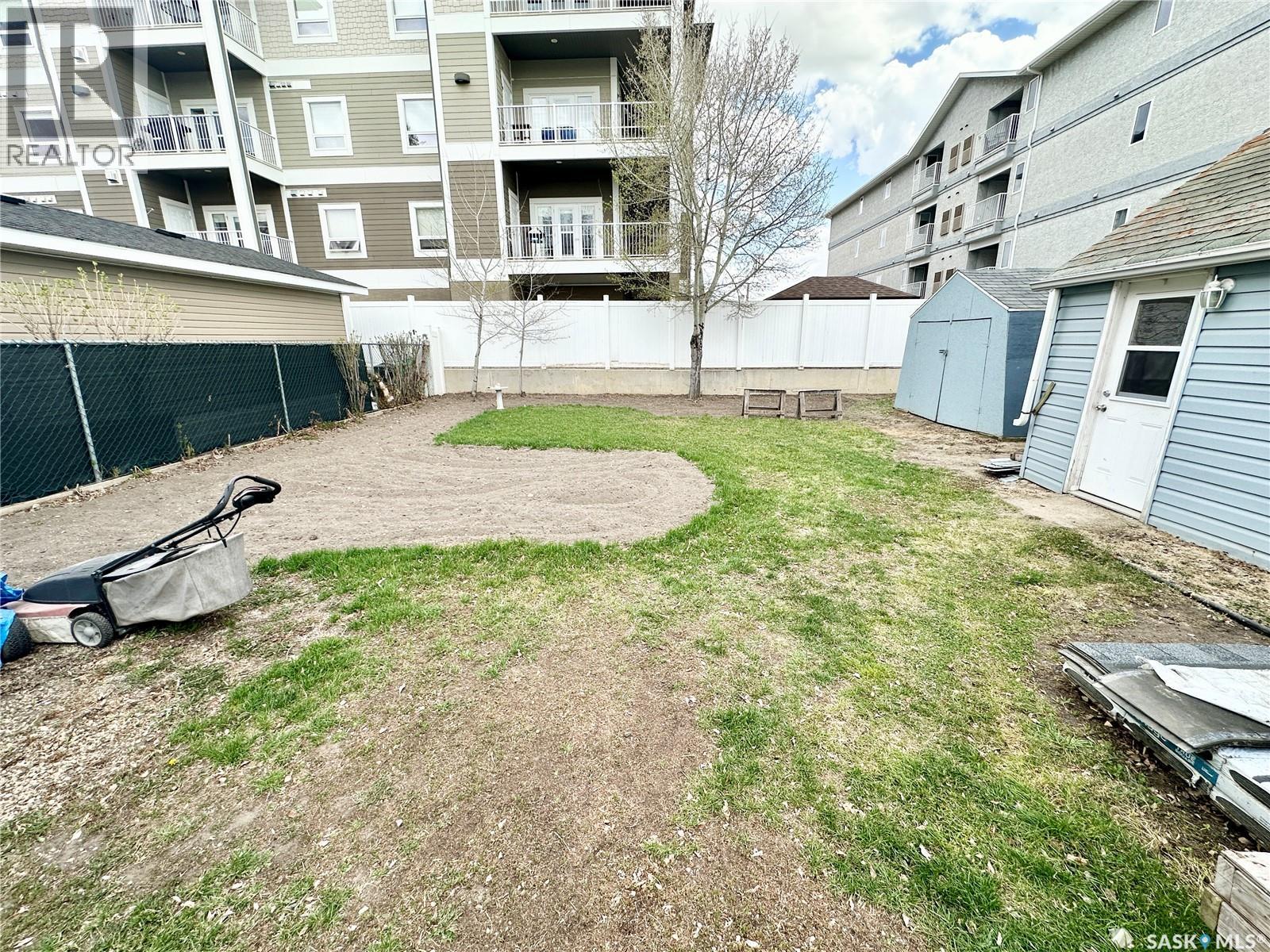 212 Foster STREET - 27