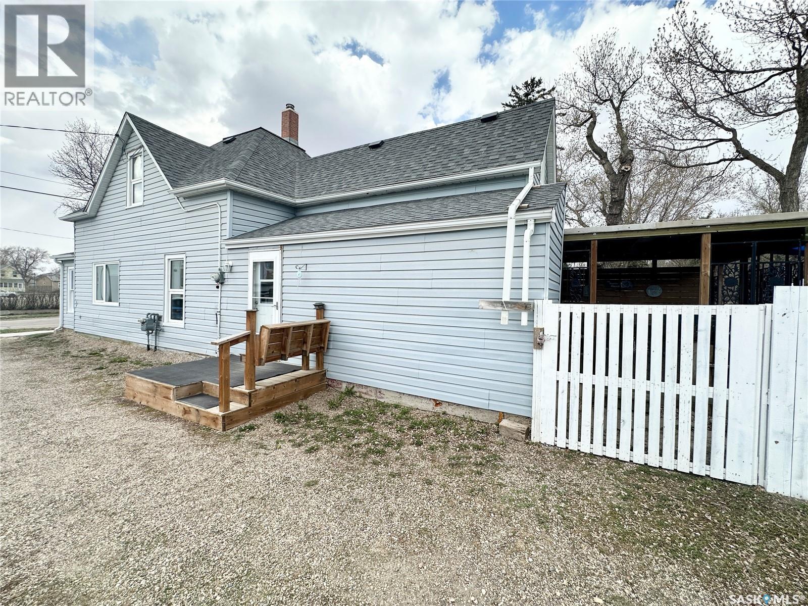 212 Foster STREET - 3