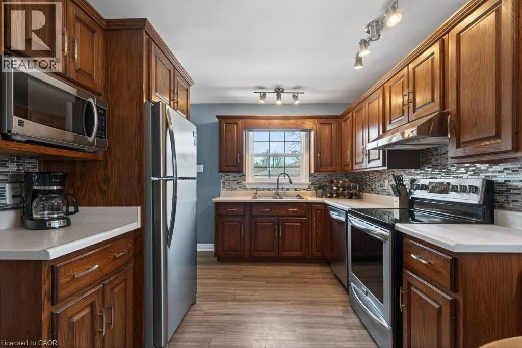 34 ADMIRAL Road - 13