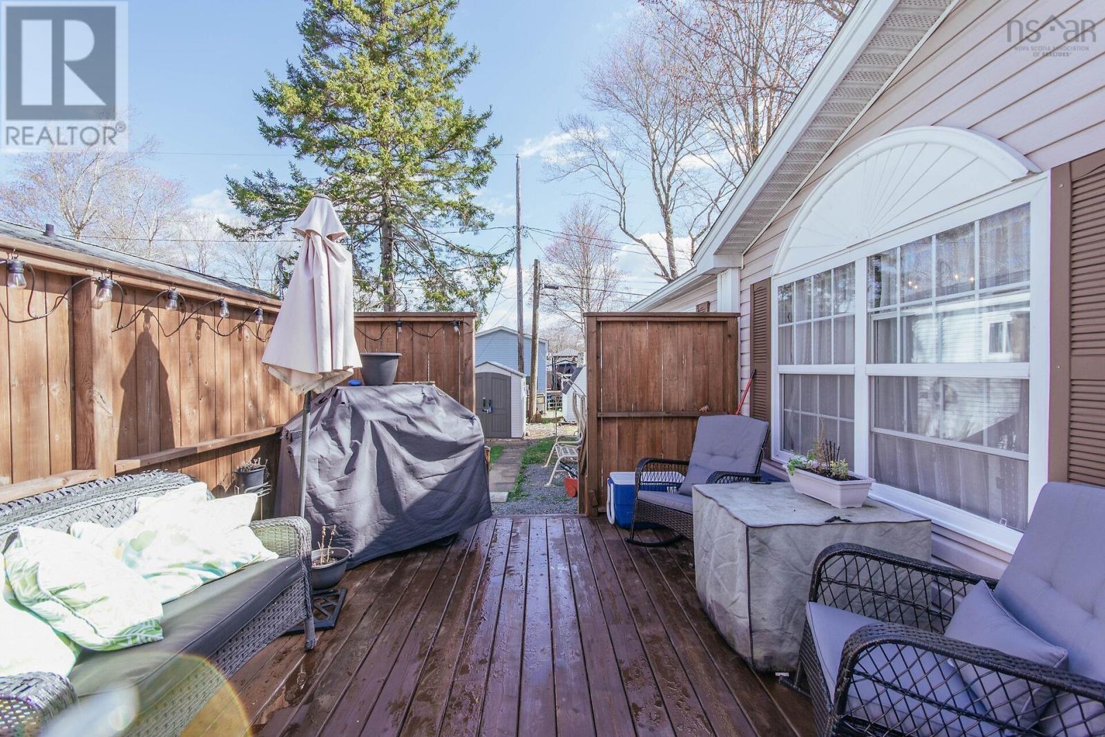 Property 22 of 38 of 24 Third Street