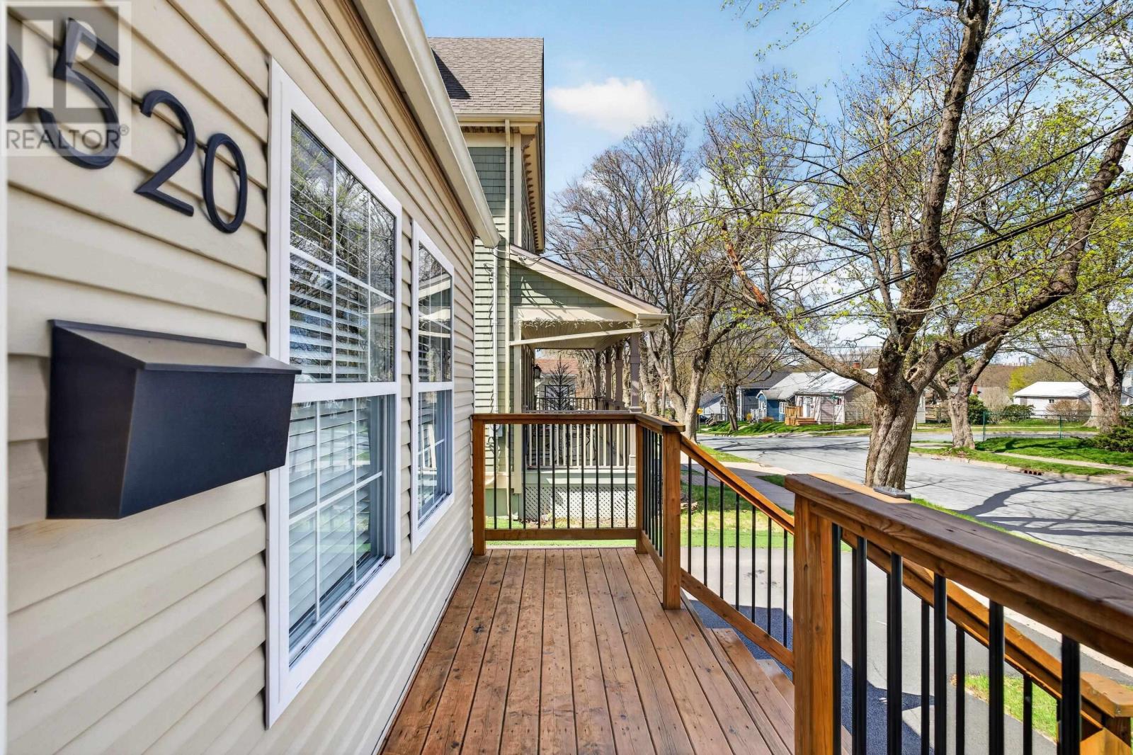 Property 26 of 32 of 6520 Roslyn Road