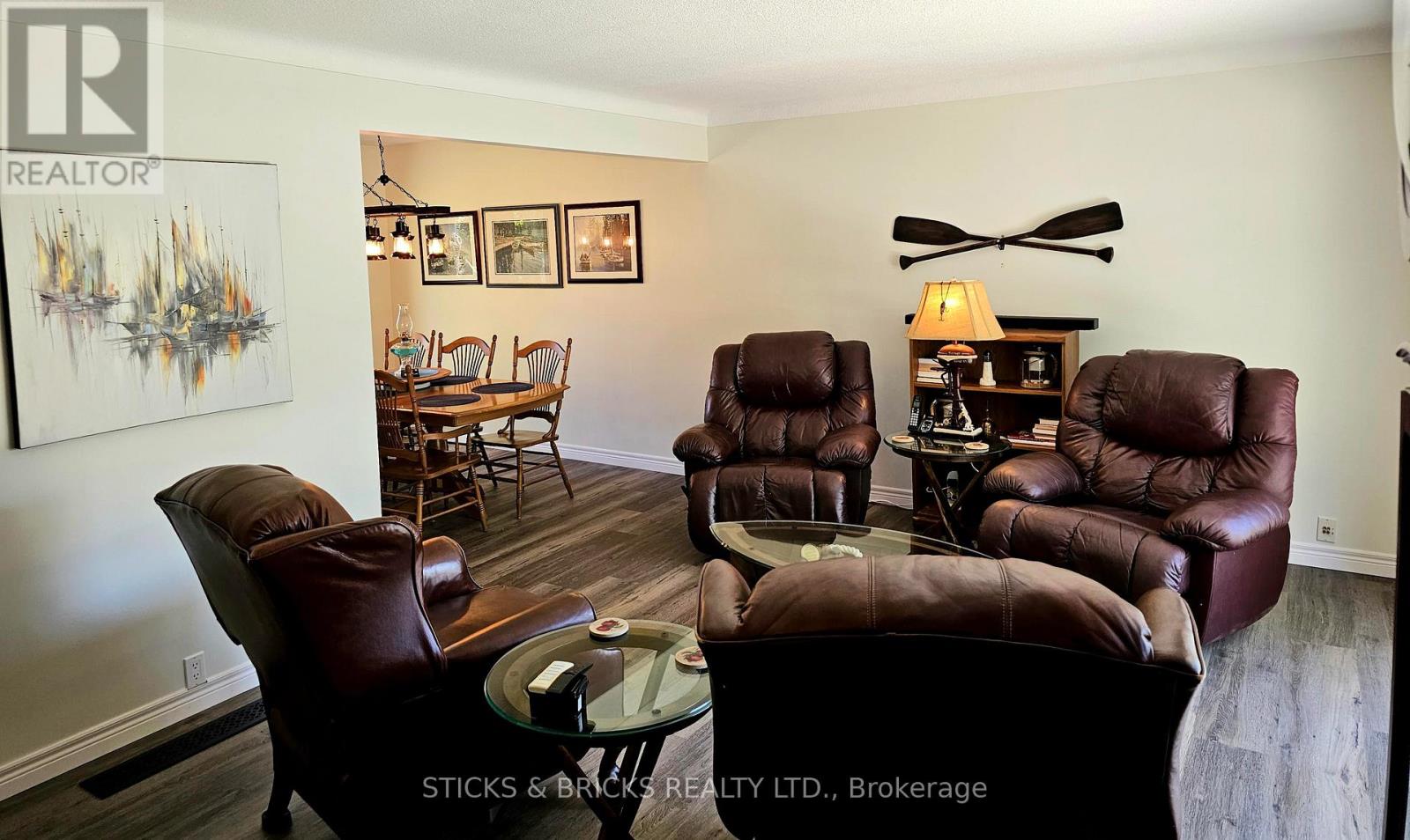 477 DORCHESTER STREET - 4