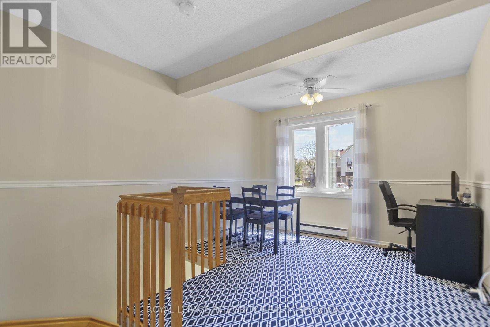 #10 3 STONEBANK CRESCENT - 11