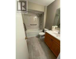 10 - 3 Stonebank Crescent, Ottawa, ON K2H9M2 Photo 22