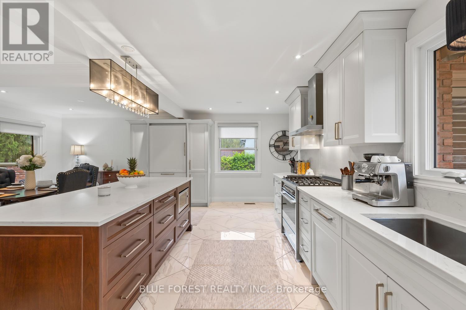 43 COMPTON CRESCENT - 7