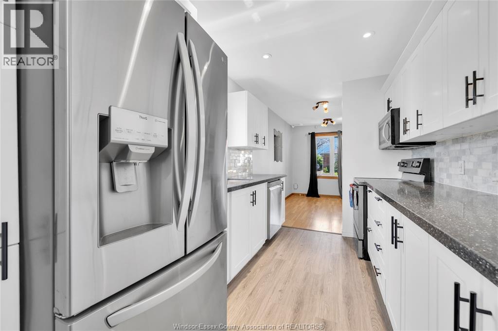 1752 BENJAMIN, Windsor, Ontario, N8X4N6 — Photo 24