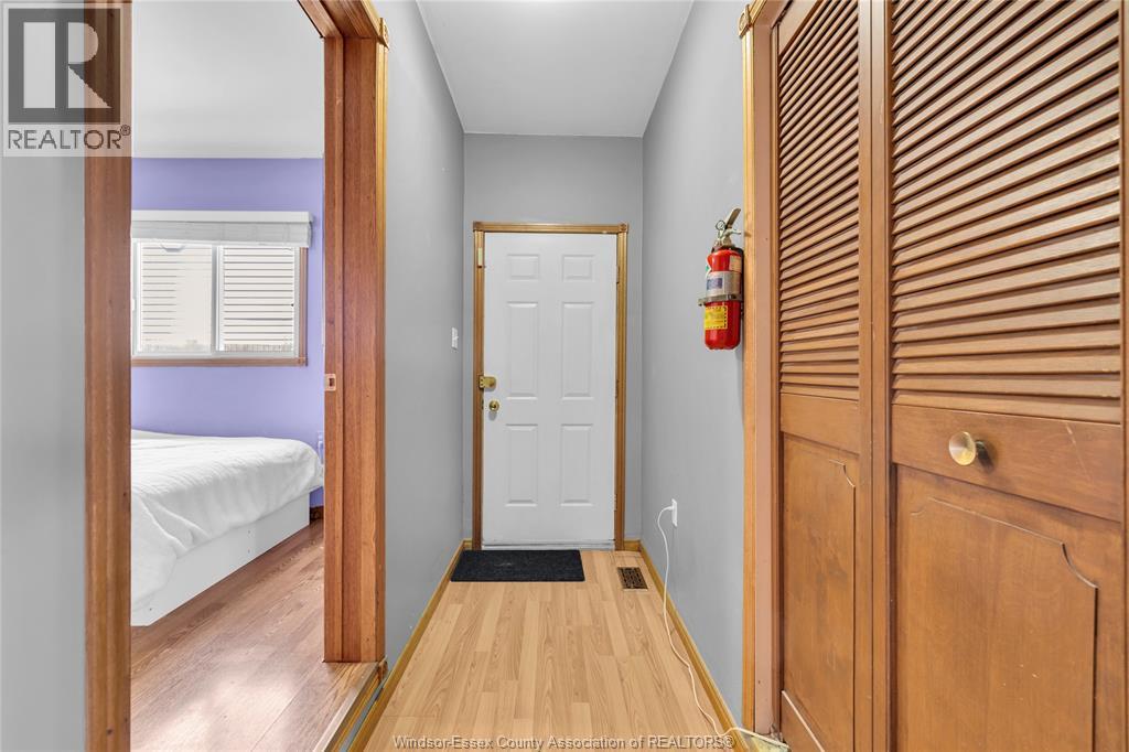 1752 BENJAMIN, Windsor, Ontario, N8X4N6 — Photo 3