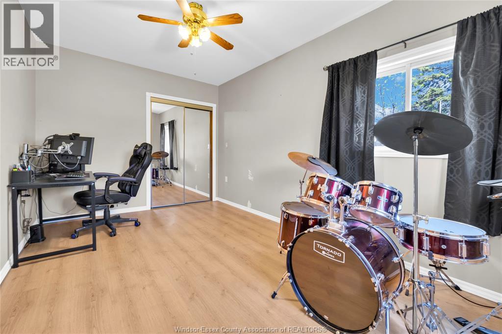 1752 BENJAMIN, Windsor, Ontario, N8X4N6 — Photo 22