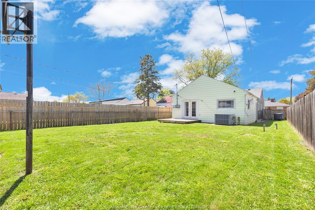 1752 BENJAMIN, Windsor, Ontario, N8X4N6 — Photo 30