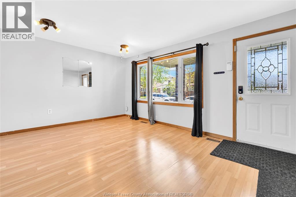 1752 BENJAMIN, Windsor, Ontario, N8X4N6 — Photo 8