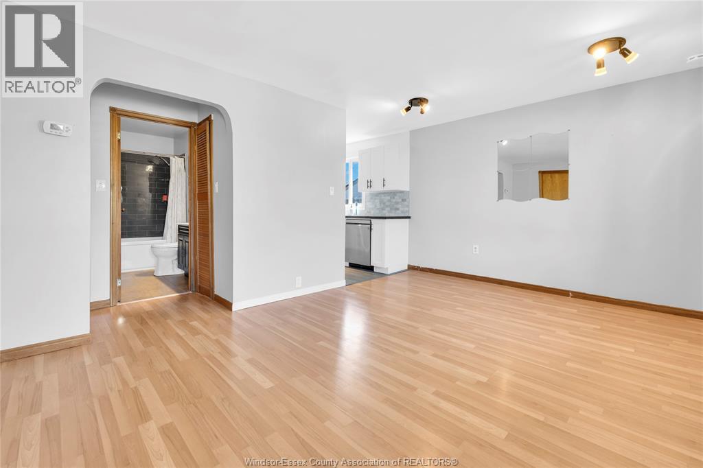 1752 BENJAMIN, Windsor, Ontario, N8X4N6 — Photo 23