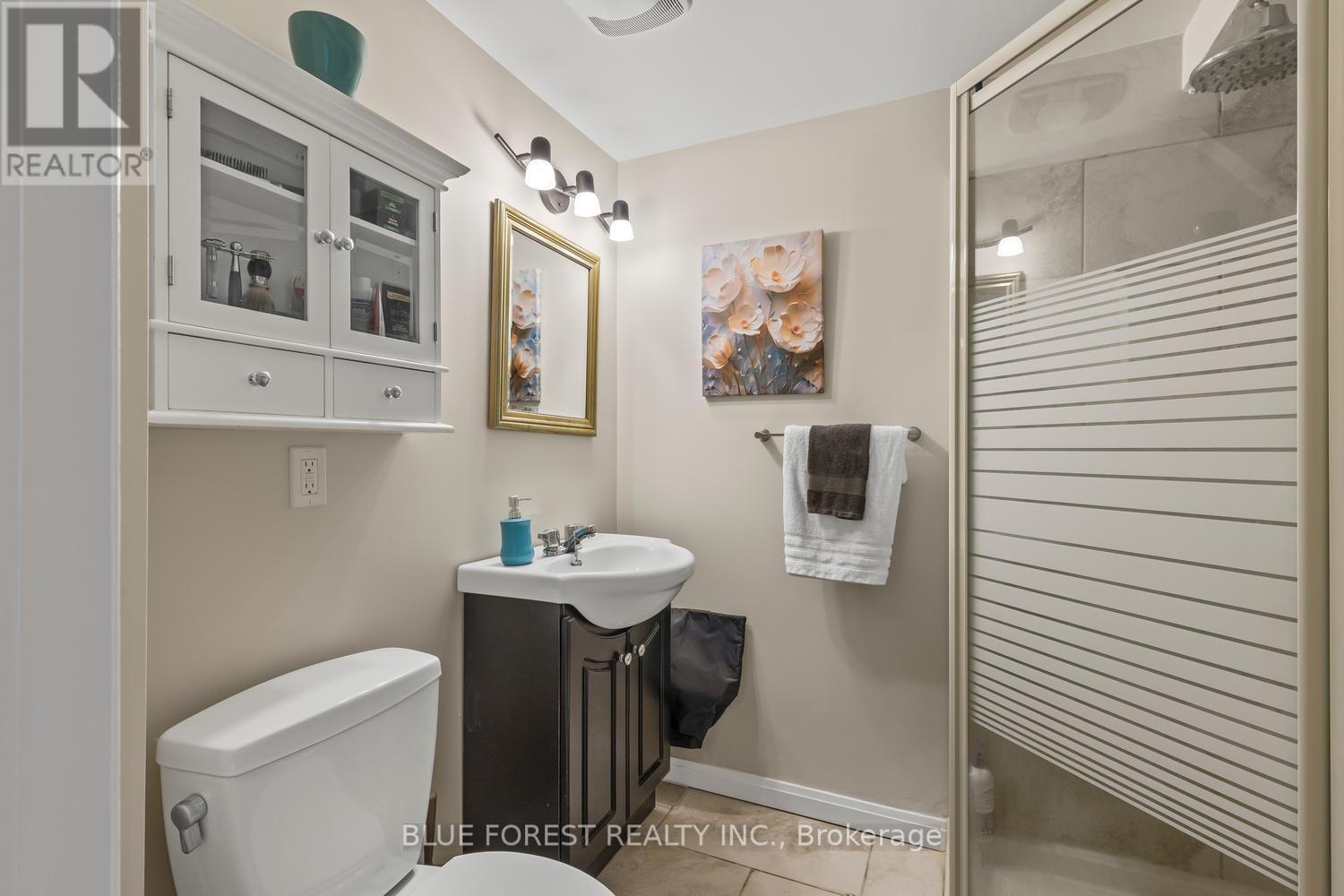 43 COMPTON CRESCENT - 35