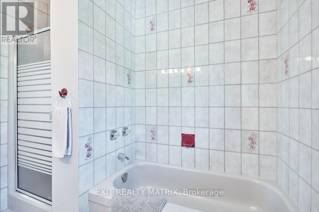 1340 CUTHBERT WAY - 25