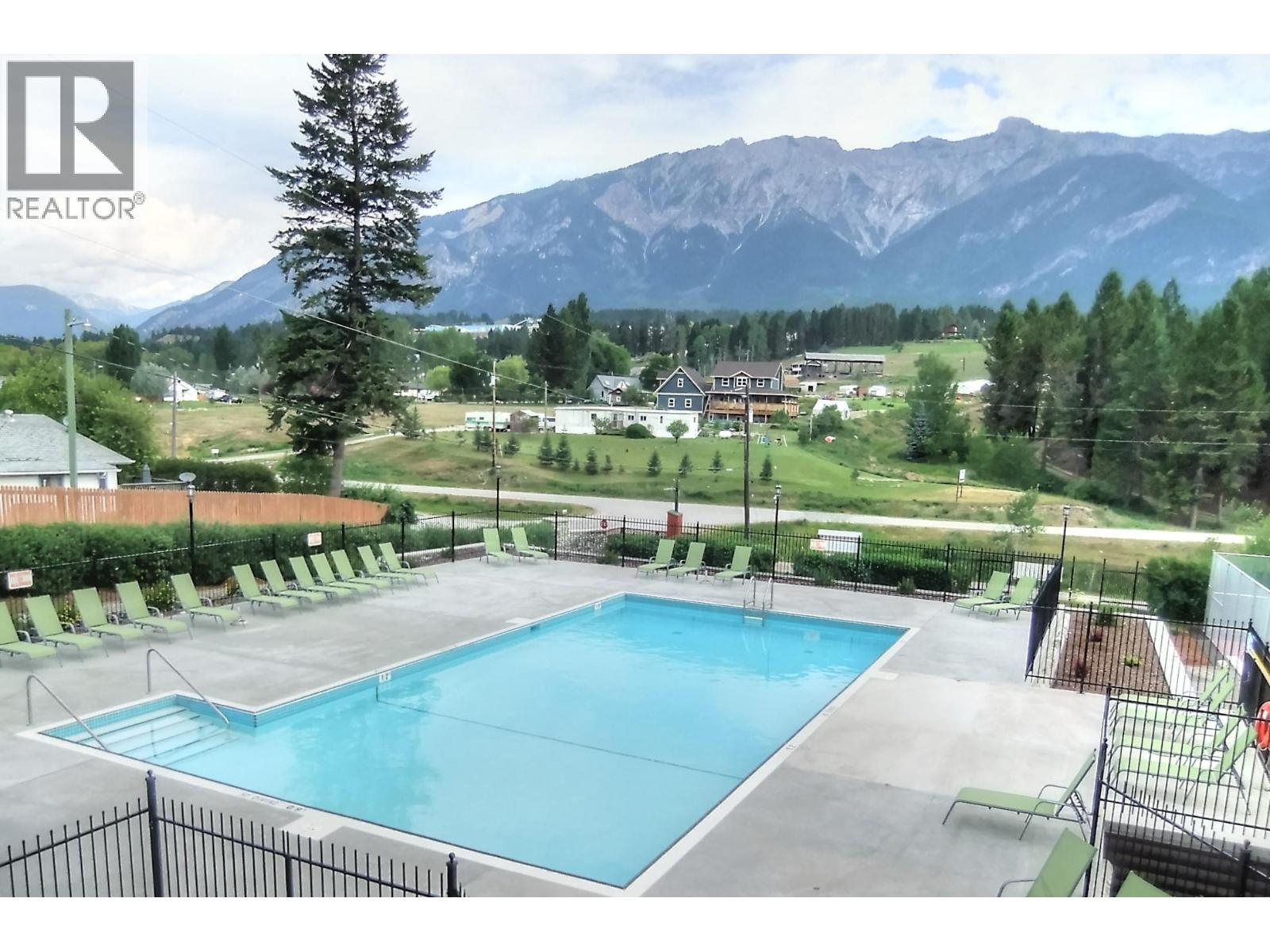 #43 4868 Riverview Drive - 45