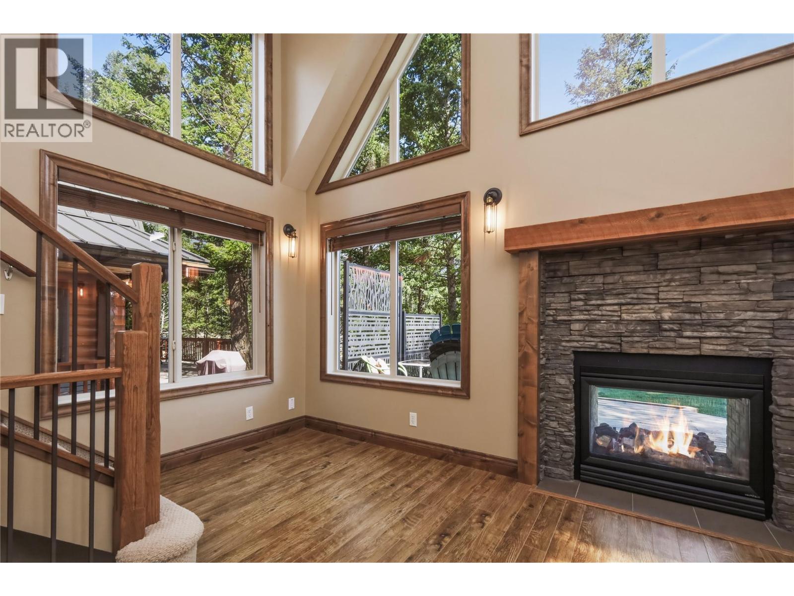 #43 4868 Riverview Drive - 9