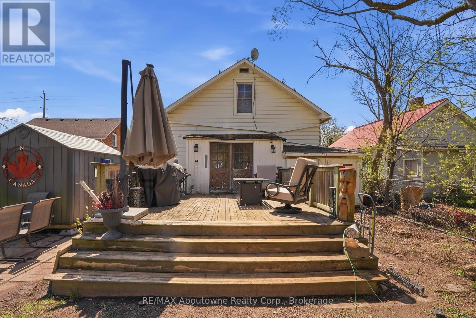 125 MAIN STREET N - 23