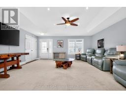 22 Grew Crescent, Penetanguishene, ON L9M0A4 Photo 9
