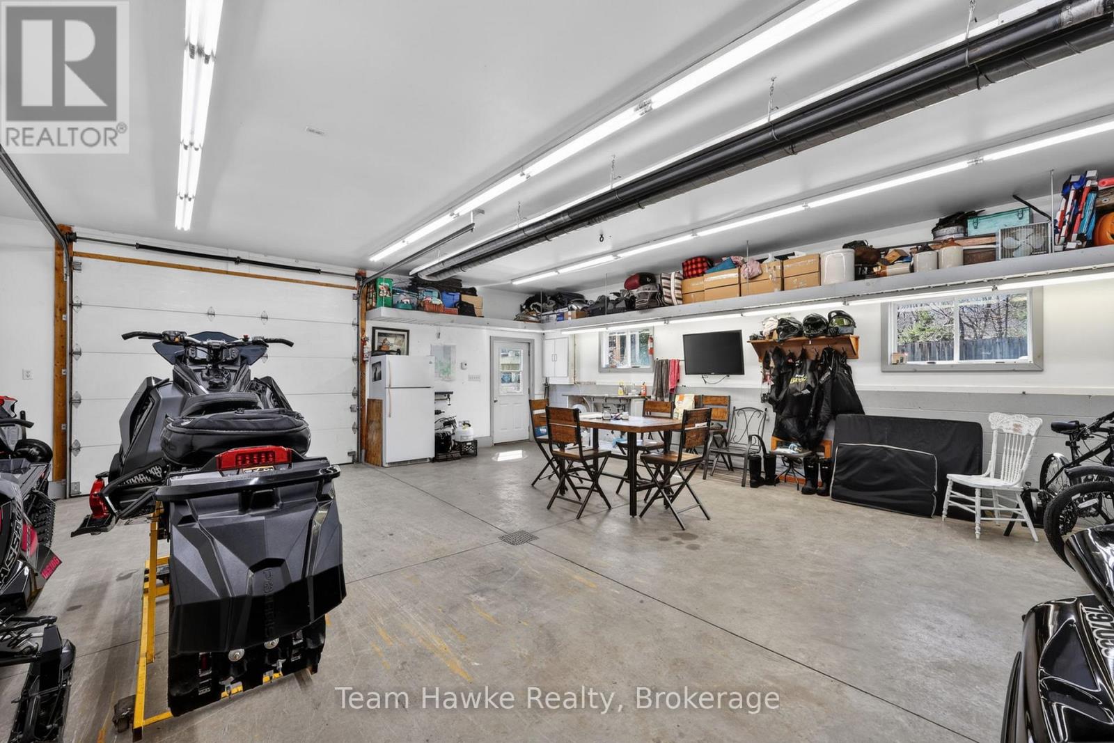 14 SARNA DRIVE - 37