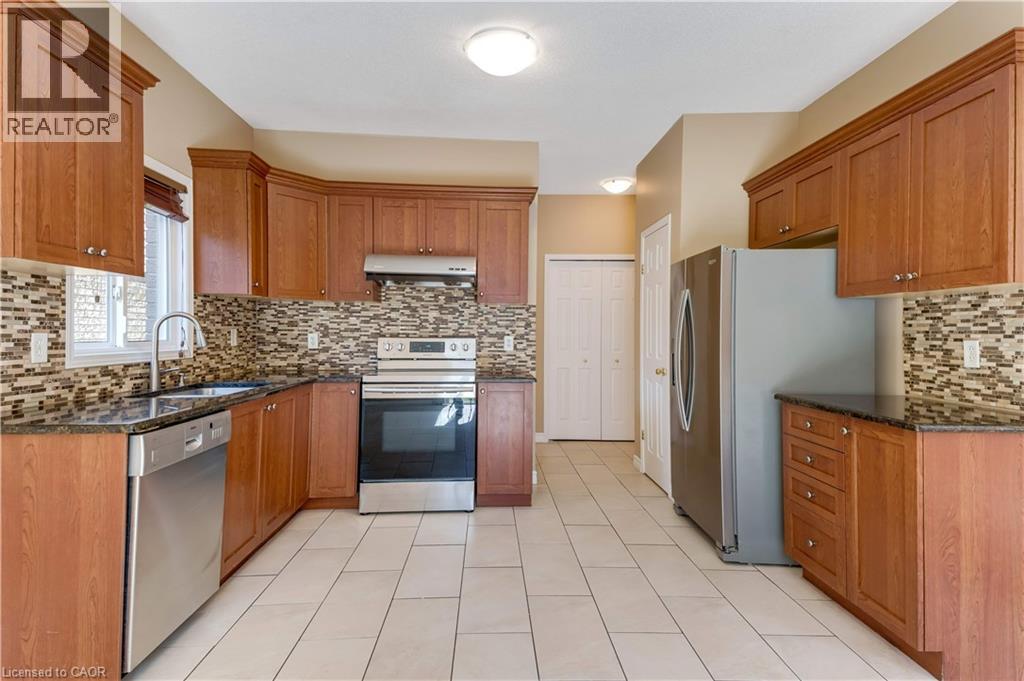 15 ISABELLA Street, Kitchener, Ontario, N2E4J9 — Photo 10