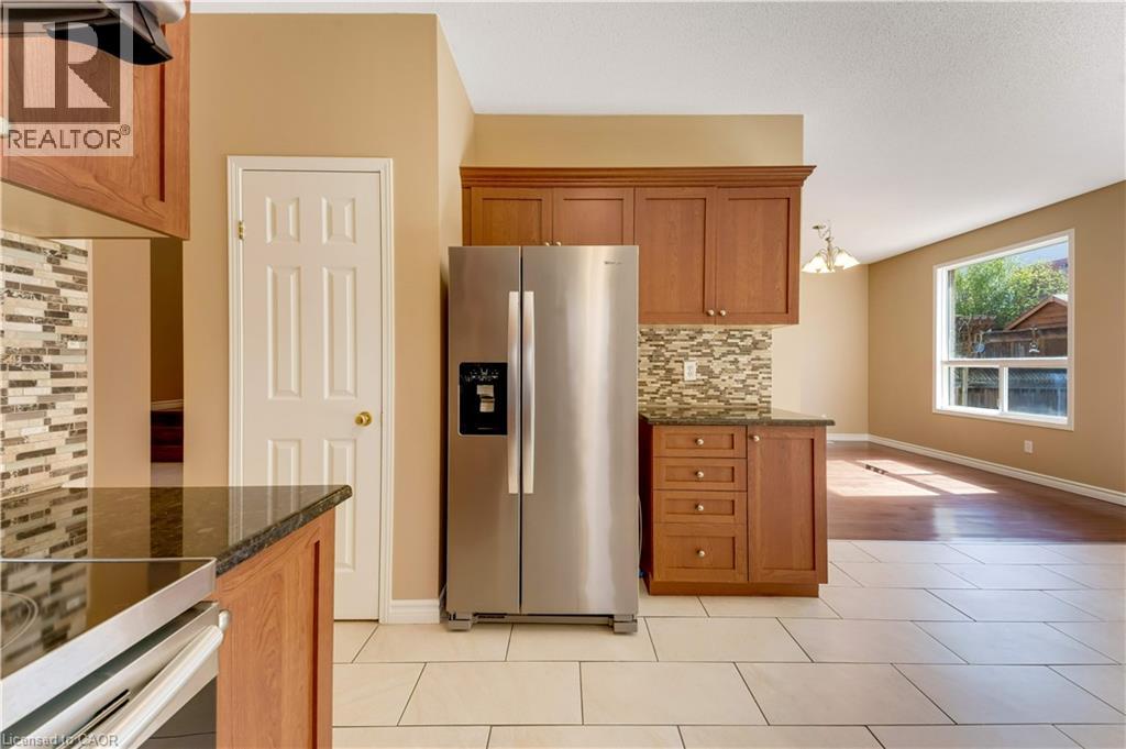 15 ISABELLA Street, Kitchener, Ontario, N2E4J9 — Photo 13
