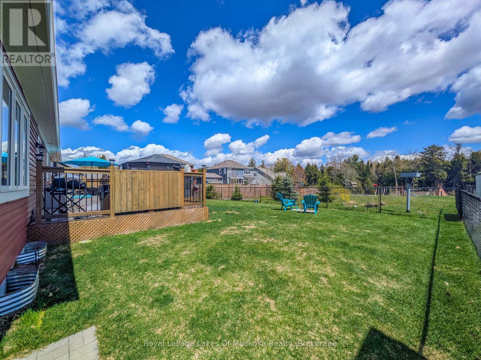 6 FAWNBROOK COURT - 8