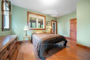 25 COLE POINT TRAIL - 32