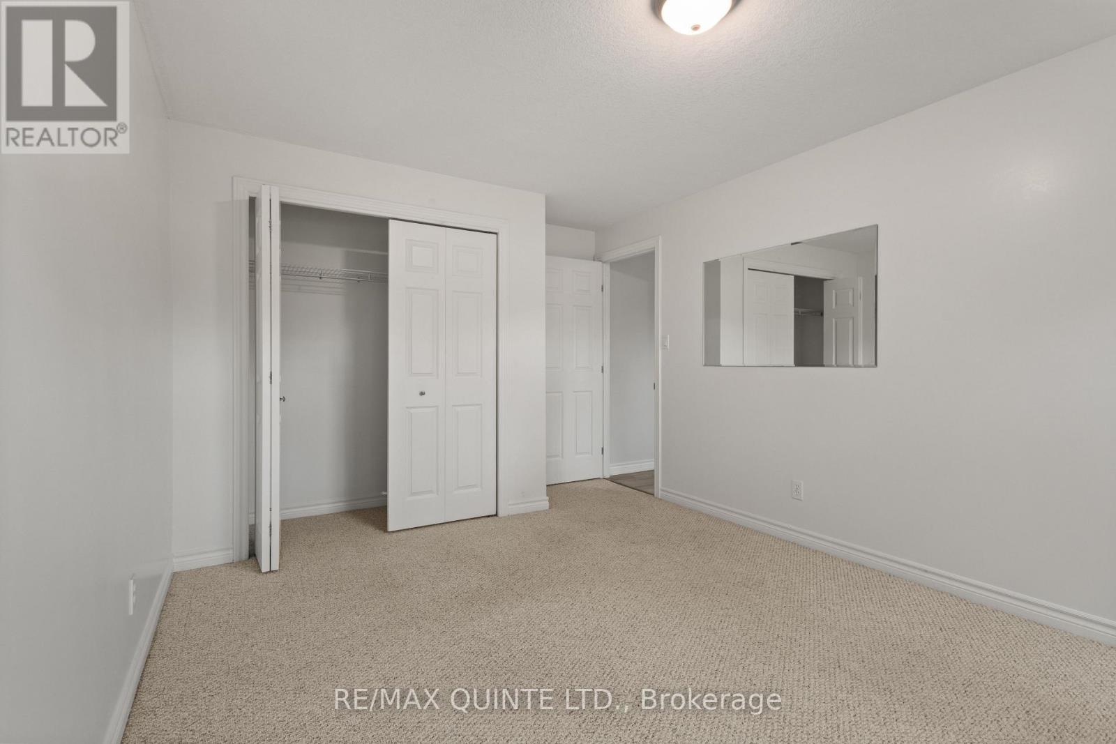 2 APPLECREST LANE - 41