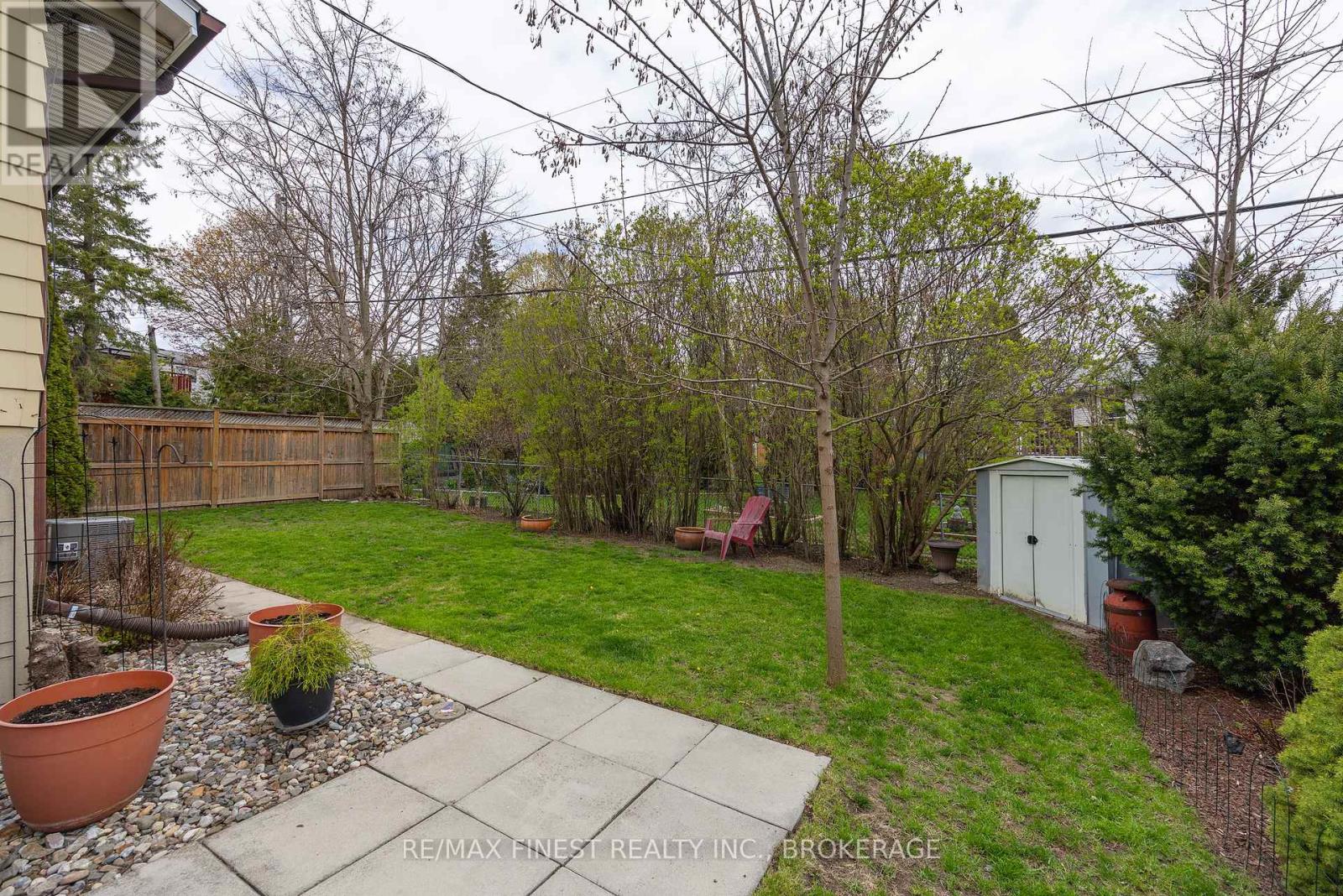 902 PEMBRIDGE CRESCENT — photo 42