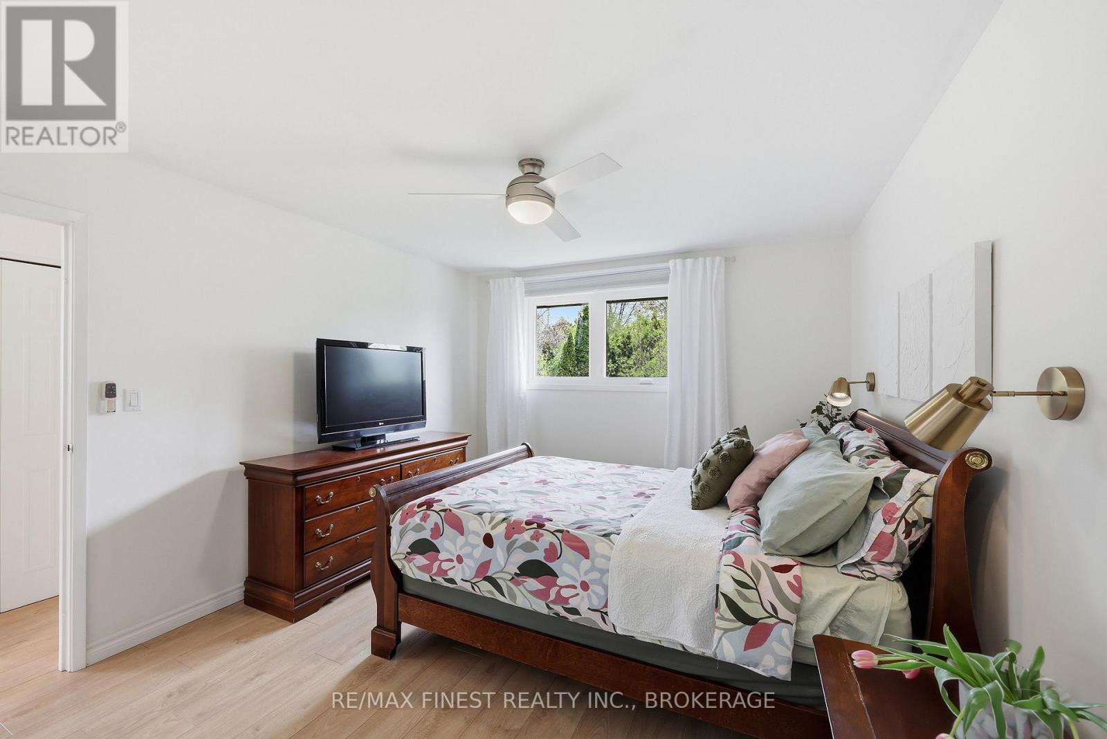902 PEMBRIDGE CRESCENT — photo 23
