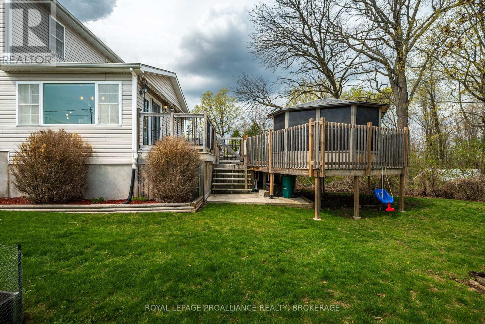 55 SHAW STREET - 34