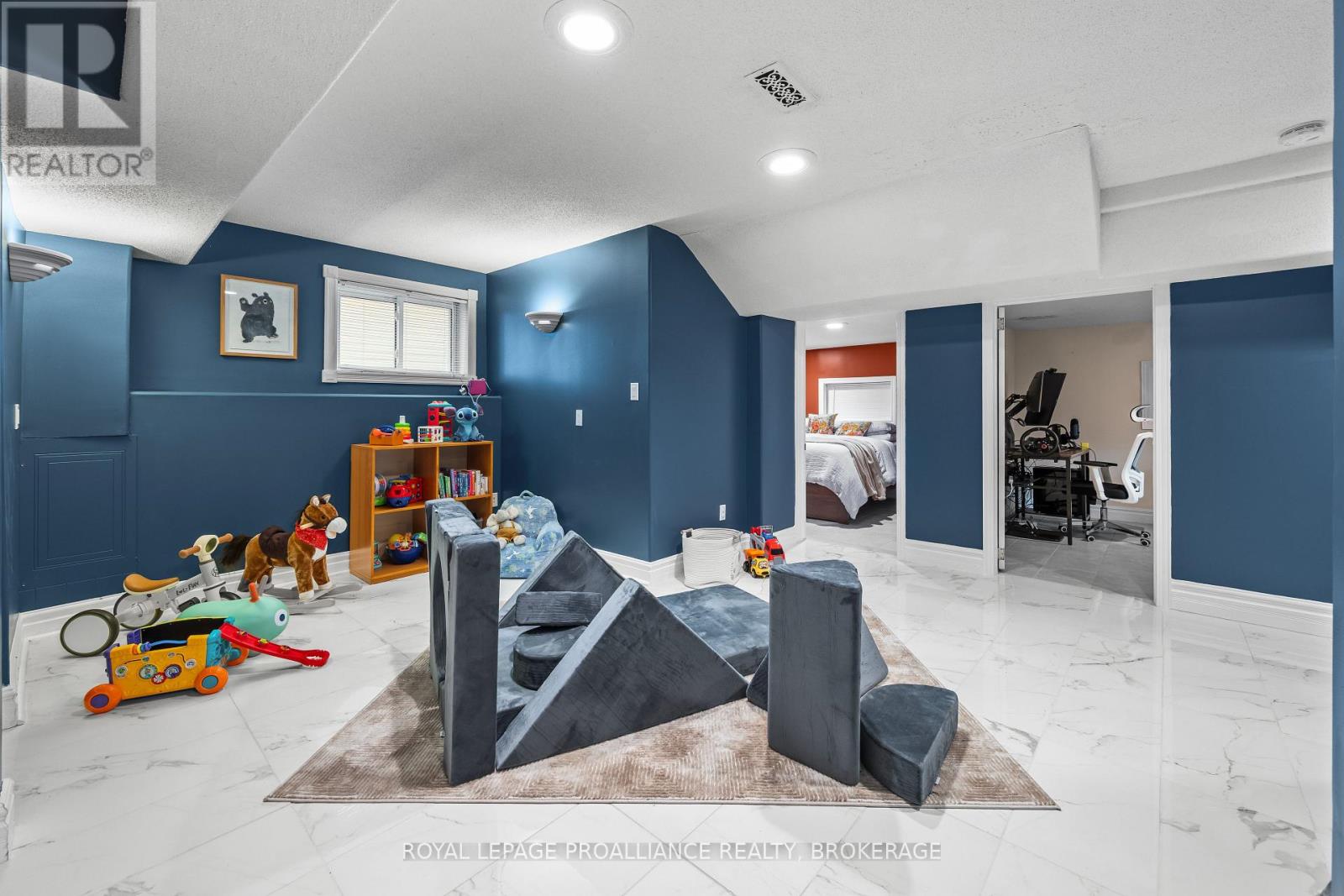 55 SHAW STREET - 28