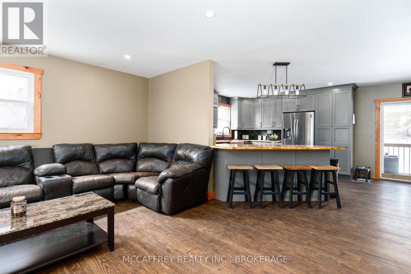 754 CHURCH ROAD - 9