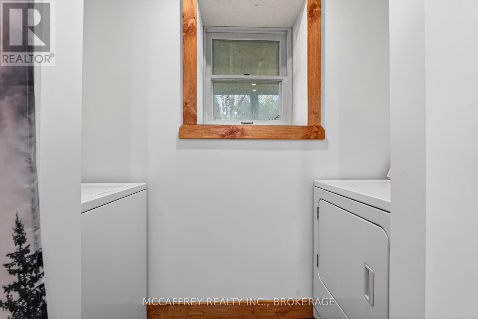 754 CHURCH ROAD - 32