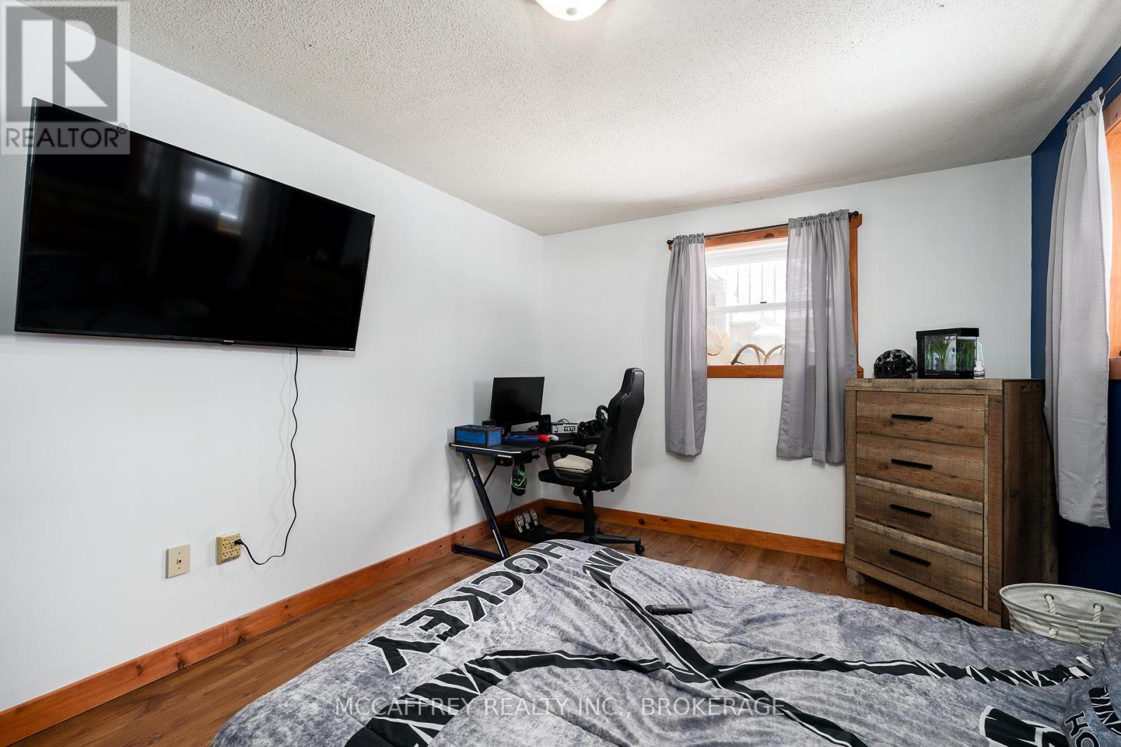 754 CHURCH ROAD - 28