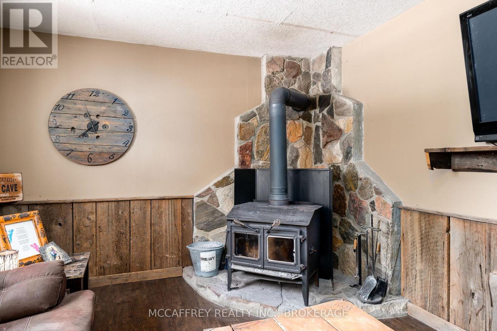 754 CHURCH ROAD - 24