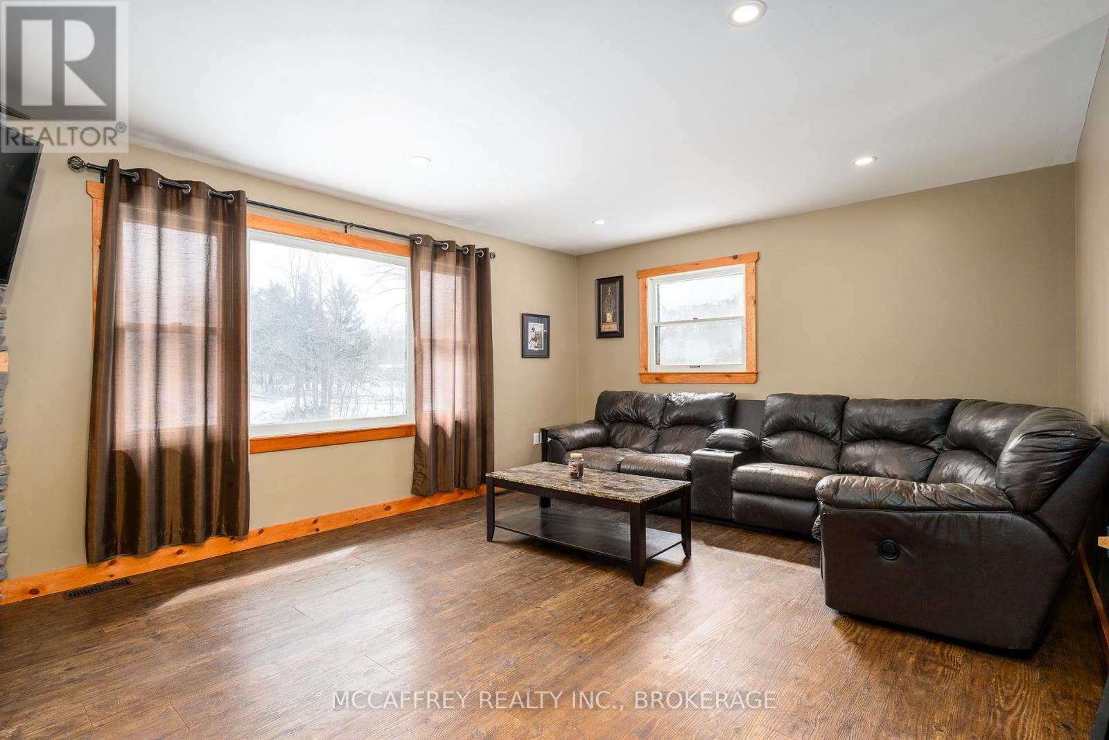 754 CHURCH ROAD - 7