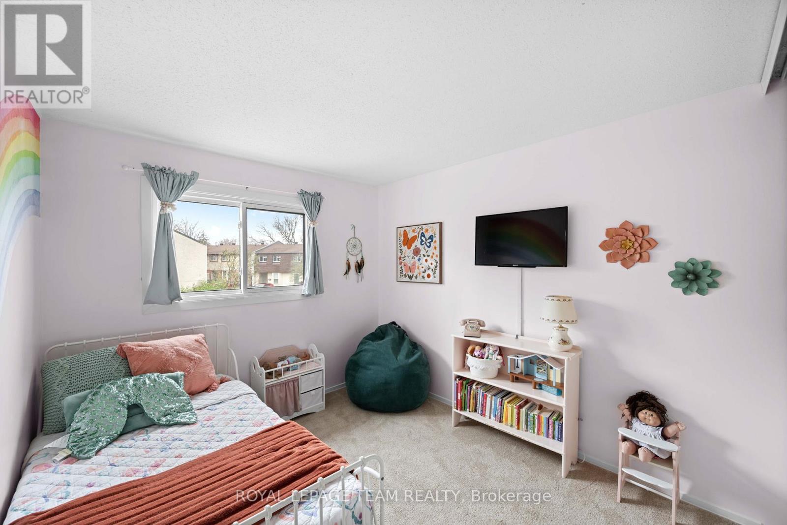 #42 1257 PRIORY LANE - 17