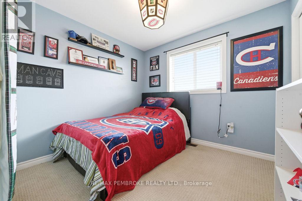 52 HIGHLAND PARK DRIVE — photo 19