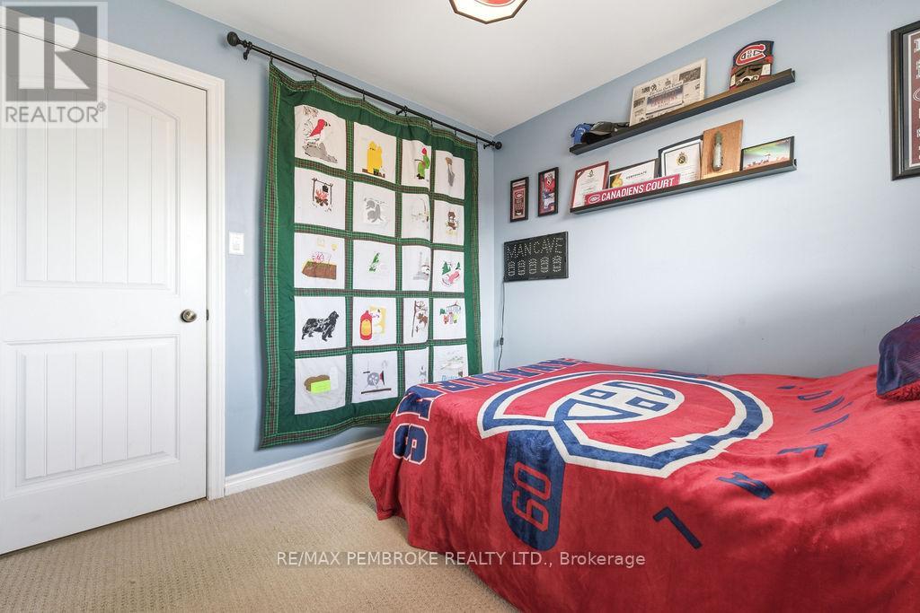 52 HIGHLAND PARK DRIVE — photo 21