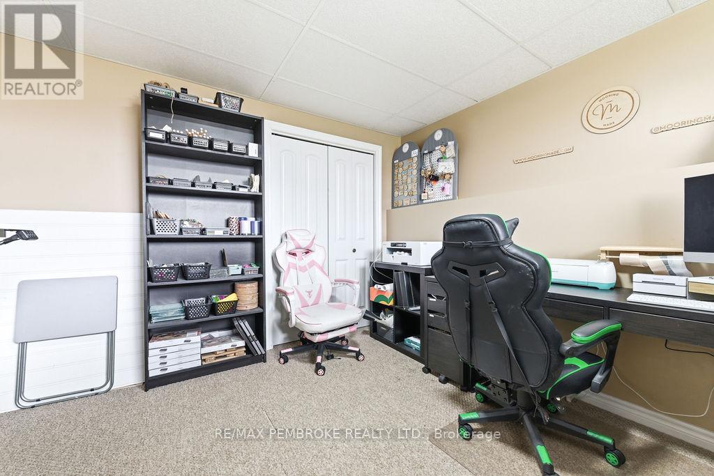 52 HIGHLAND PARK DRIVE — photo 38