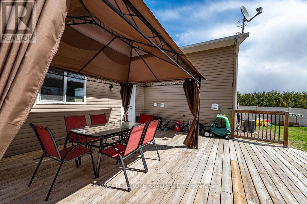 52 HIGHLAND PARK DRIVE — photo 43