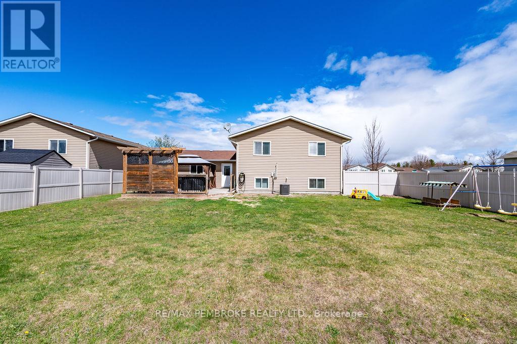 52 HIGHLAND PARK DRIVE — photo 45