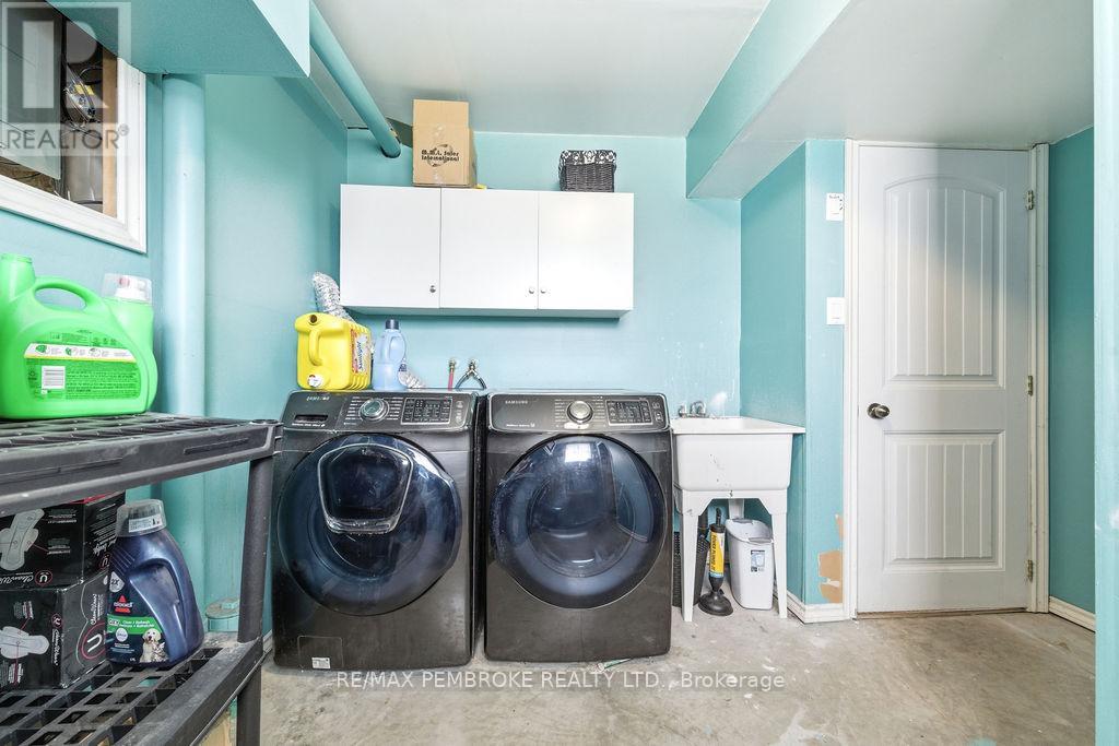 52 HIGHLAND PARK DRIVE — photo 40