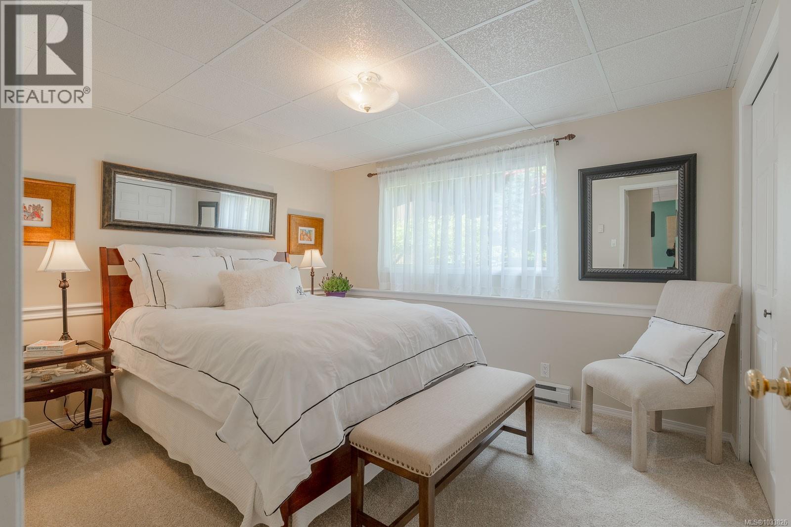1345 Garrett Pl - 25