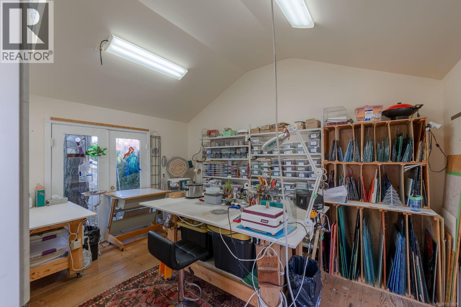 1345 Garrett Pl - 34