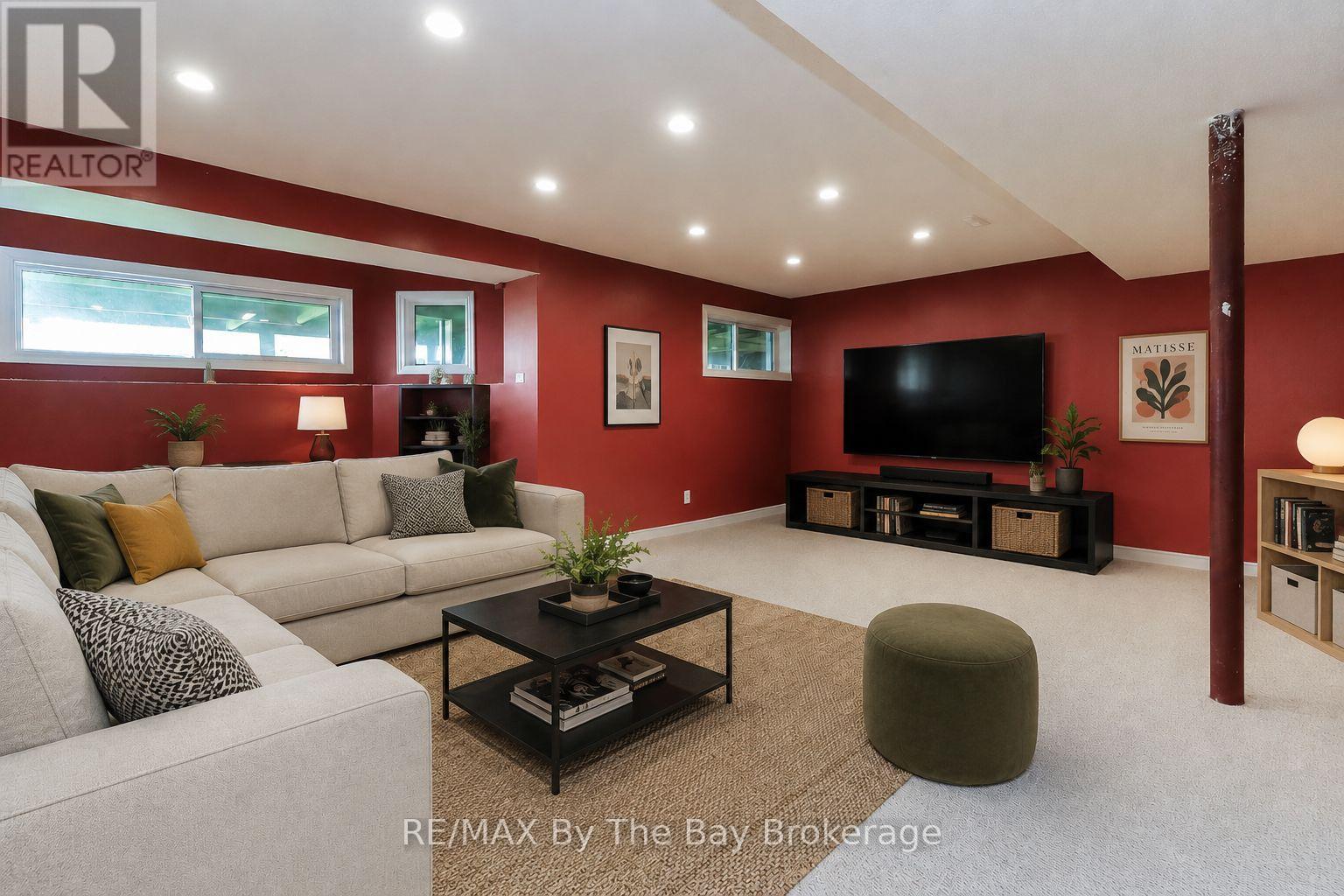 10 LAMONT CREEK DRIVE - 4