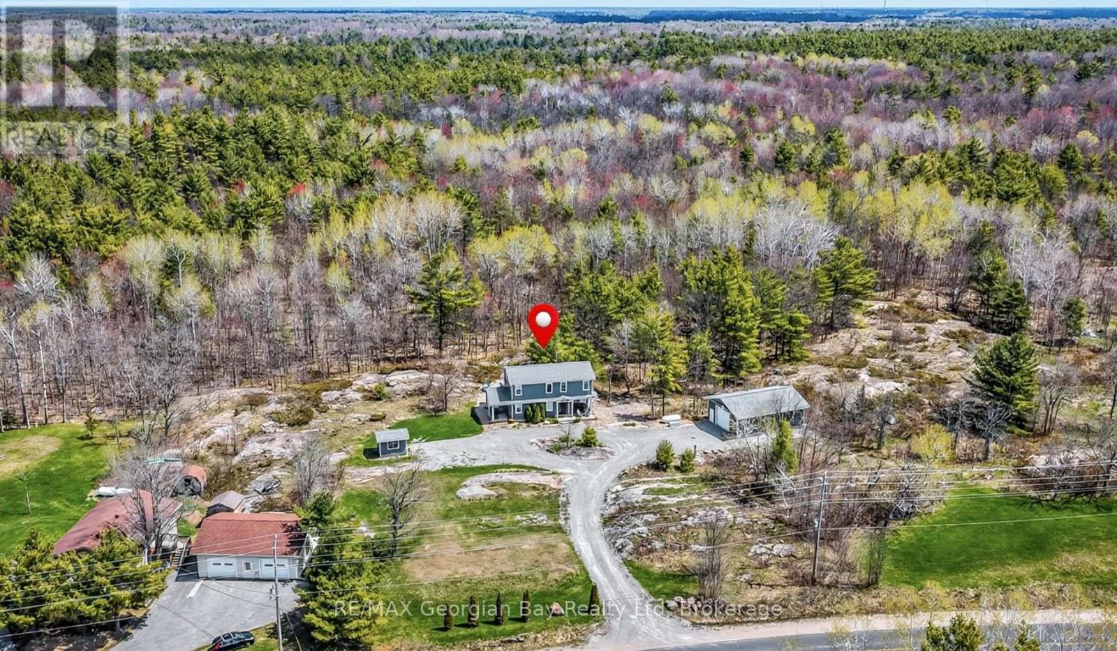 1432 HONEY HARBOUR ROAD - 44